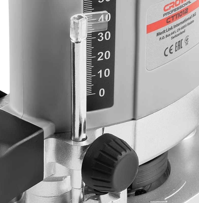 frezer-crown-ct11012-depth-scale