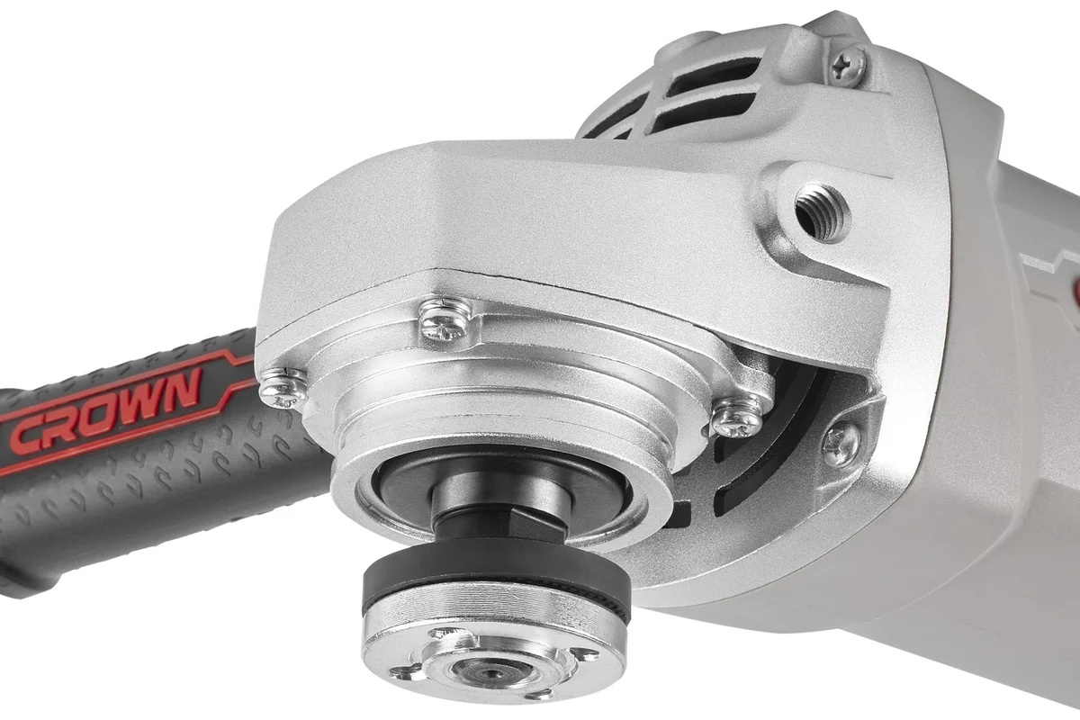 angle-grinder-crown-ct13507-180n-spindle-closeup