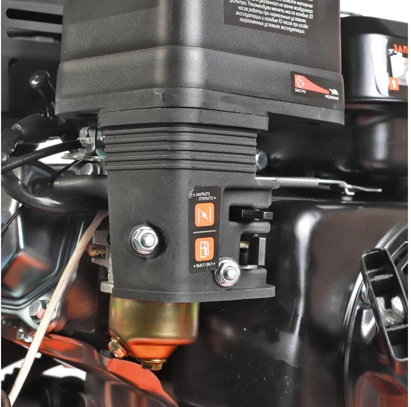 motoblok-patriot-kaluga-m-ponizhennaya-peredacha-4vpered-2nazad-440107011-vid-s-obrabotannoy-zemley