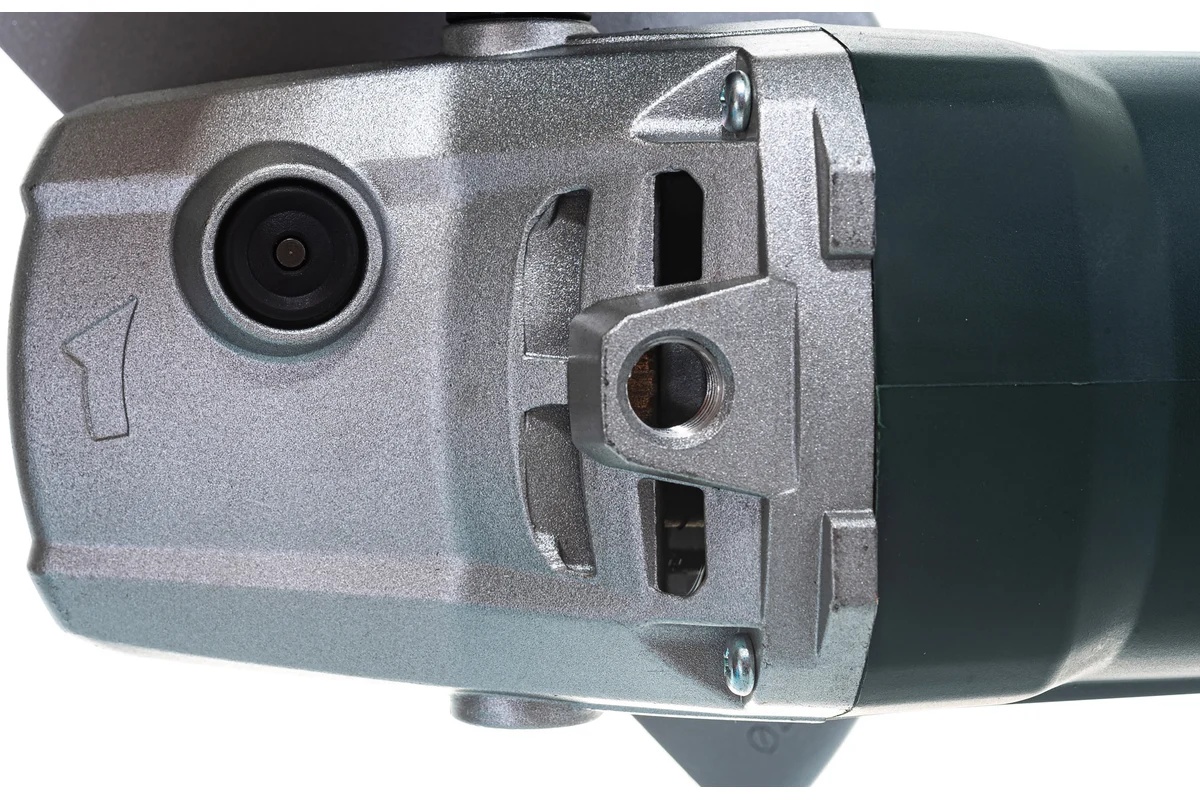 metabo-220v-uglovaia-shlifmashina-we2000-230-606432000-korpus-reduktora-krupnym-planom