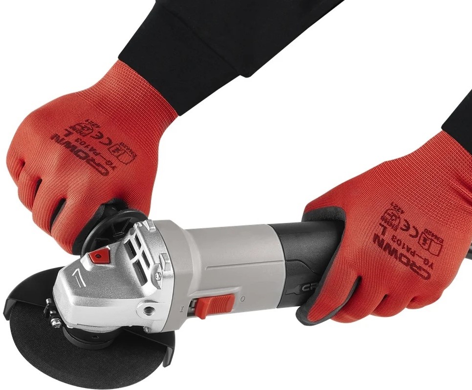 uglovaya-shlifovalnaya-mashina-crown-ct13502-125r-in-hand