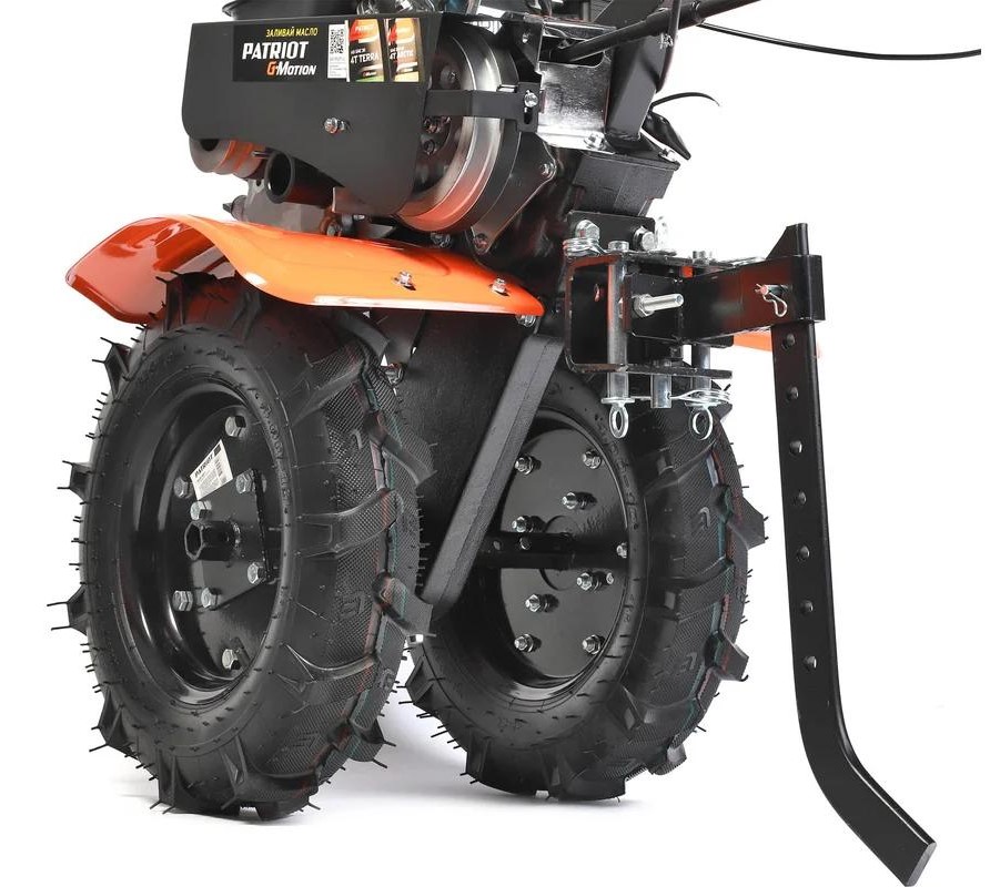 motoblok-patriot-kaluga-m-ponizhennaya-peredacha-4vpered-2nazad-440107011-panel-upravleniya