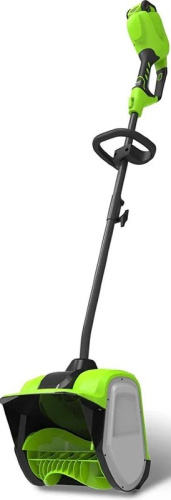 akkumulyatornyy-snegouborshchik-greenworks-40v-2ach-2600807ua-rabota-na-ulice