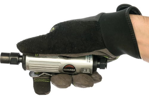 sumake-7732bmk-pnevmogrinder-v-ruke