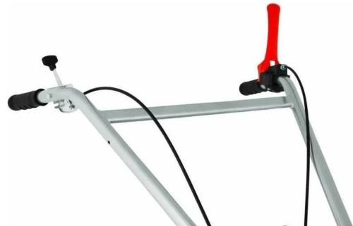 motoblok-mobil-k-mkm-3-pro-mbk0018443-dvigatel-krupnym-planom