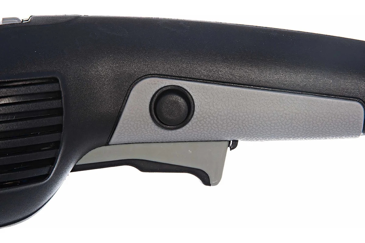 interskol-0-polirovalnaya-mashina-upm-180-1300em-korpus-knopka