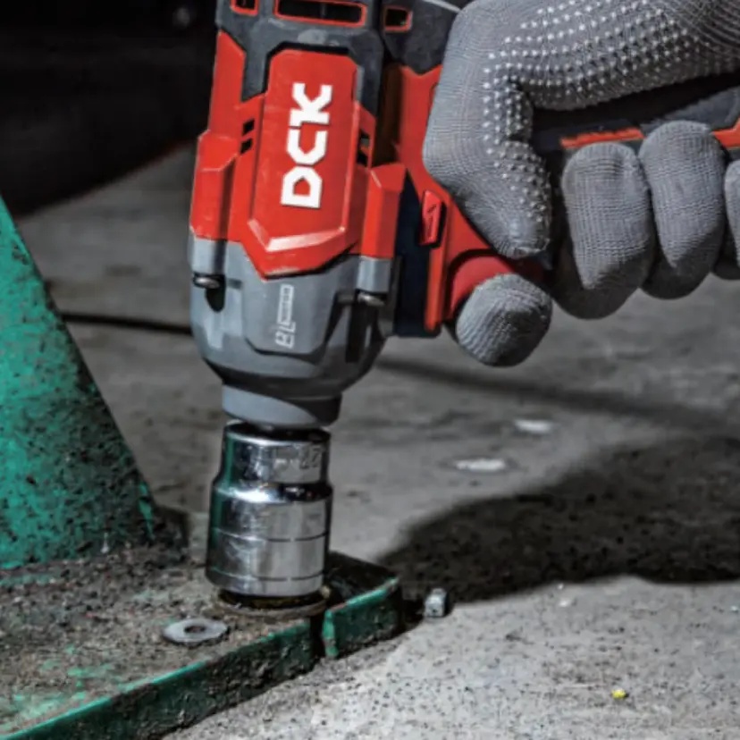 gaikovert-dck-kdpb488-udarnyi-akkumulyatornyi