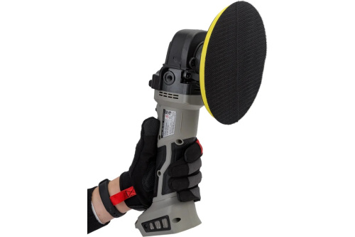 interskol-18v-polirovalnaya-shlifmashina-upm-180-18ve-obshiy-vid-polirovalnoy-mashiny-s-krugom